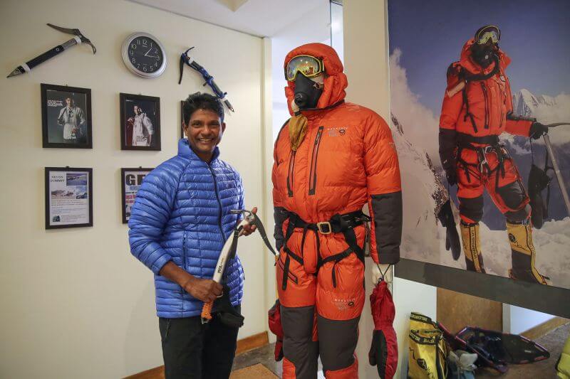 Anak Kaum Minoriti Berawan Ini Yakin Mampu Jadi Rakyat Sarawak Pertama Tawan Gunung Everest 10 Anak Kaum Minoriti Berawan Ini Yakin Mampu Jadi Rakyat Sarawak Pertama Tawan Gunung Everest