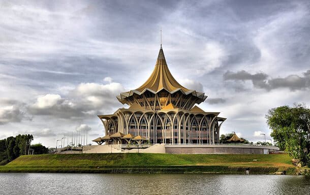 Sempadan Negeri Bakal Dibuka, Sarawak Ikut Masuk Fasa Endemik Mulai 1 April Ini
