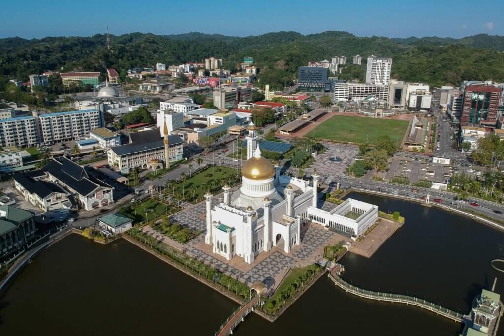 Kecuali Untuk Perkhidmatan Penting, Kerajaan Brunei Umum Pintu Sempadan Ditutup Sehingga 15 April Ini