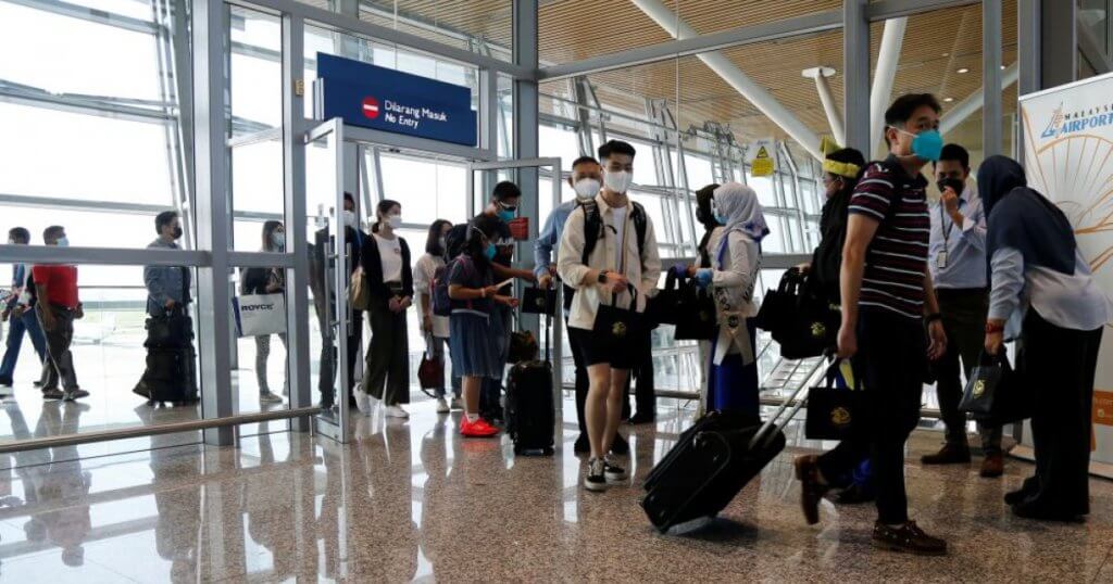 Malaysia Memasuki Fasa Peralihan Endemik Bermula 1 April Depan, Sempadan Negara Dibuka Tanpa Perlu Kuarantin 8 Malaysia Memasuki Fasa Peralihan Endemik Bermula 1 April Depan, Sempadan Negara Dibuka Tanpa Perlu Kuarantin