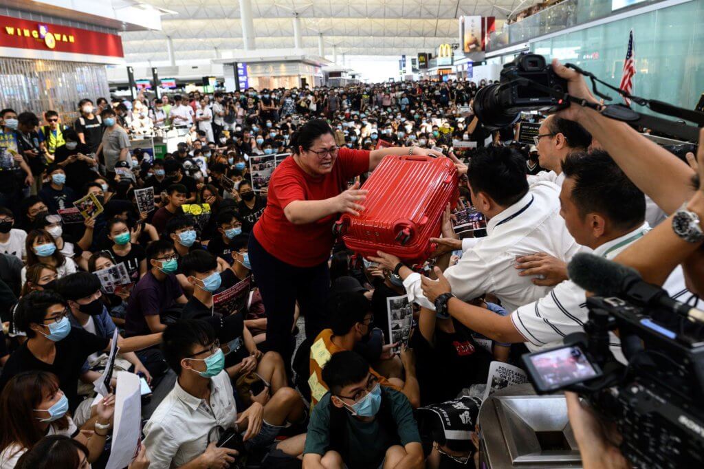 Pernah Terbang Terus Ke Kuching, Syarikat Penerbangan Hong Kong Ini Diambang Bankrap 8 Pernah Terbang Terus Ke Kuching, Syarikat Penerbangan Hong Kong Ini Diambang Bankrap