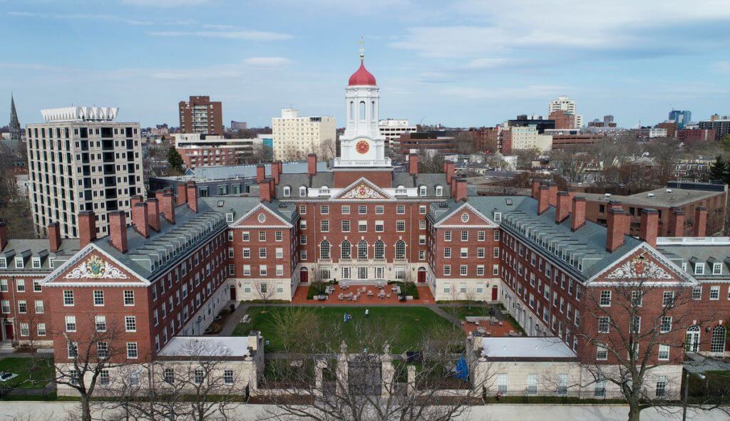 Catat Sejarah Baru! 6 Pelajar Malaysia Diterima Masuk Harvard, Dua Daripadanya Anak Sabah Dan Sarawak