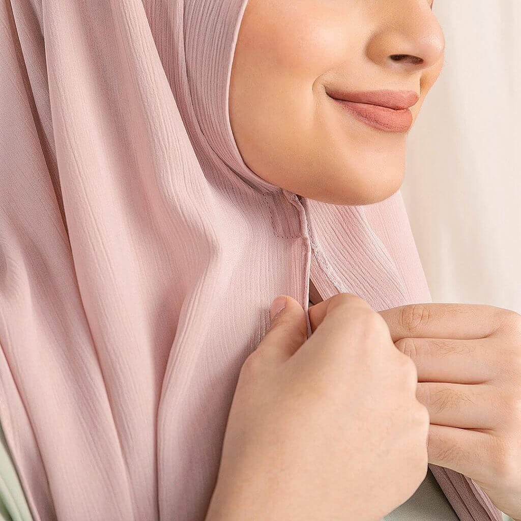 Cantiknya! Ini 5 Stail Tudung Trending Tahun Ini Untuk Melengkapkan Gaya Raya Anda