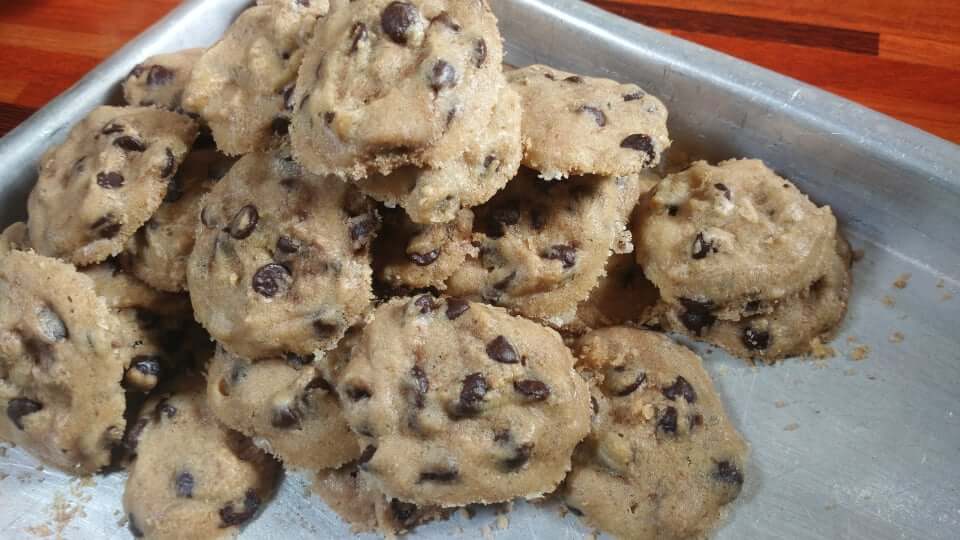 Cantik Kejadiannya! Kuali Pun Boleh Buat Bakar Biskut Macam Akak Dari Debak Ini Buat