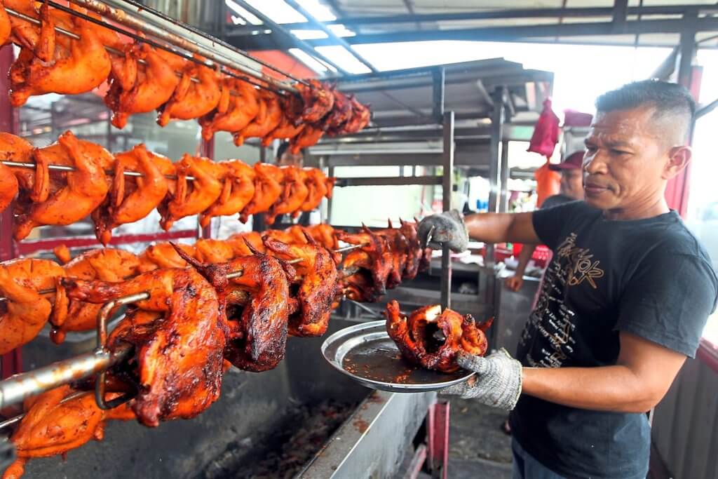 Selaras Kos Bahan Mentah, 10 Juadah Popular Di Bazar Ramadan Ini Dijangka Naik Hingga 80 Peratus