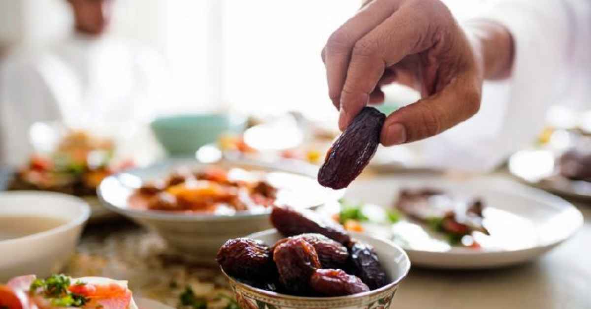 4 Makanan Sihat Terbaik Untuk Berbuka Puasa Di Bulan Ramadan