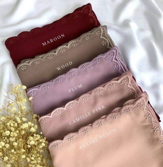 Cantiknya! Ini 5 Stail Tudung Trending Tahun Ini Untuk Melengkapkan Gaya Raya Anda 9 Screenshot 2022 04 18 121358 Cantiknya! Ini 5 Stail Tudung Trending Tahun Ini Untuk Melengkapkan Gaya Raya Anda