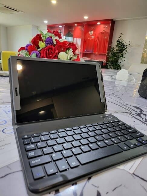 Tablet Dalam Pakej Peranti Siswa Perlu Dipulangkan Semula Kepada Pusat Pengajian Setelah Tamat Belajar 8 Tablet Dalam Pakej Peranti Siswa Perlu Dipulangkan Semula Kepada Pusat Pengajian Setelah Tamat Belajar