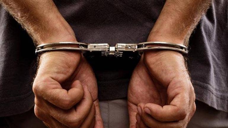 arrested rep. 3 0 Memiliki Dadah Semasa Serbuan, Dua Lelaki Dari Bau Ditahan Polis