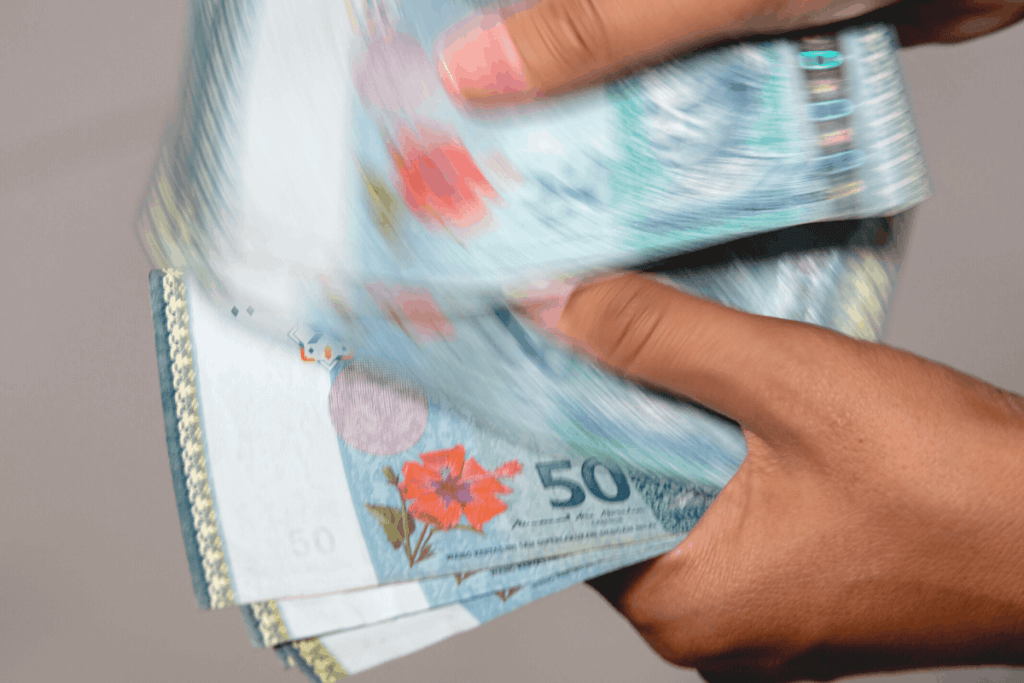 Sempena Perayaan Aidilfitri Dan Gawai, Sarawak Umum Bonus Sebanyak RM 500 Bagi Penjawat Awam