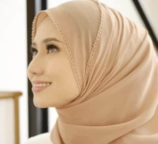 Cantiknya! Ini 5 Stail Tudung Trending Tahun Ini Untuk Melengkapkan Gaya Raya Anda