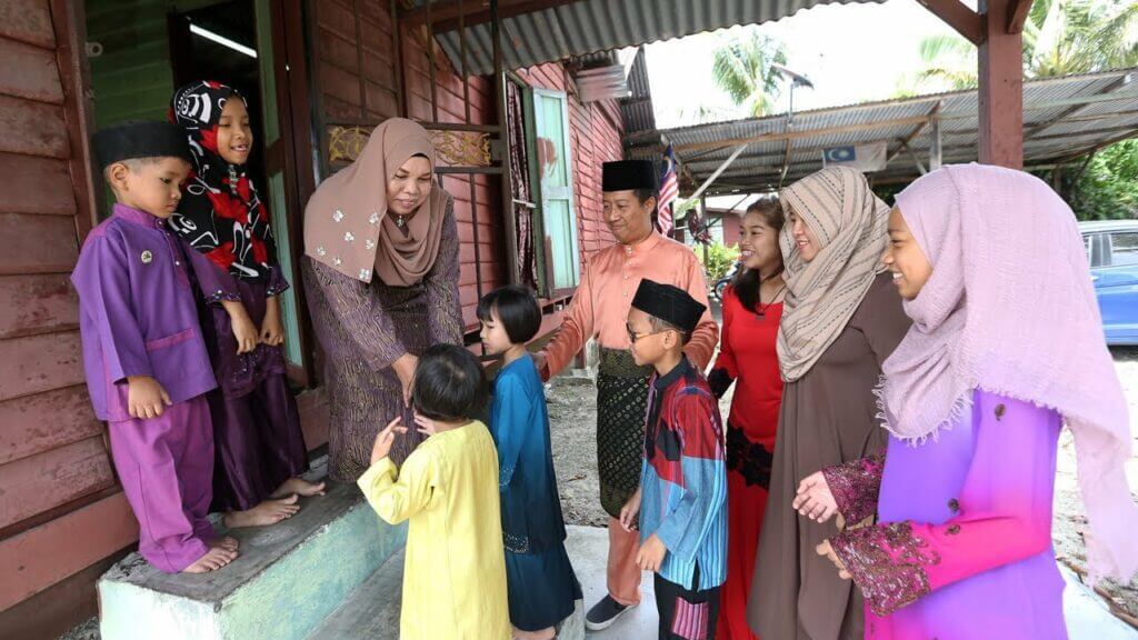 Inilah Kelainan Tradisi Raya Aidilfitri Di Sarawak dan Sabah 7 Inilah Kelainan Tradisi Raya Aidilfitri Di Sarawak dan Sabah