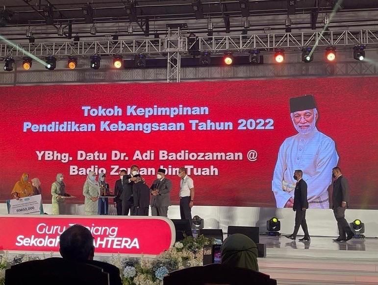 Guru Tunjang Sekolah Sejahtera, Anak Sarawak Dinobatkan Tokoh Guru Kebangsaan 2022