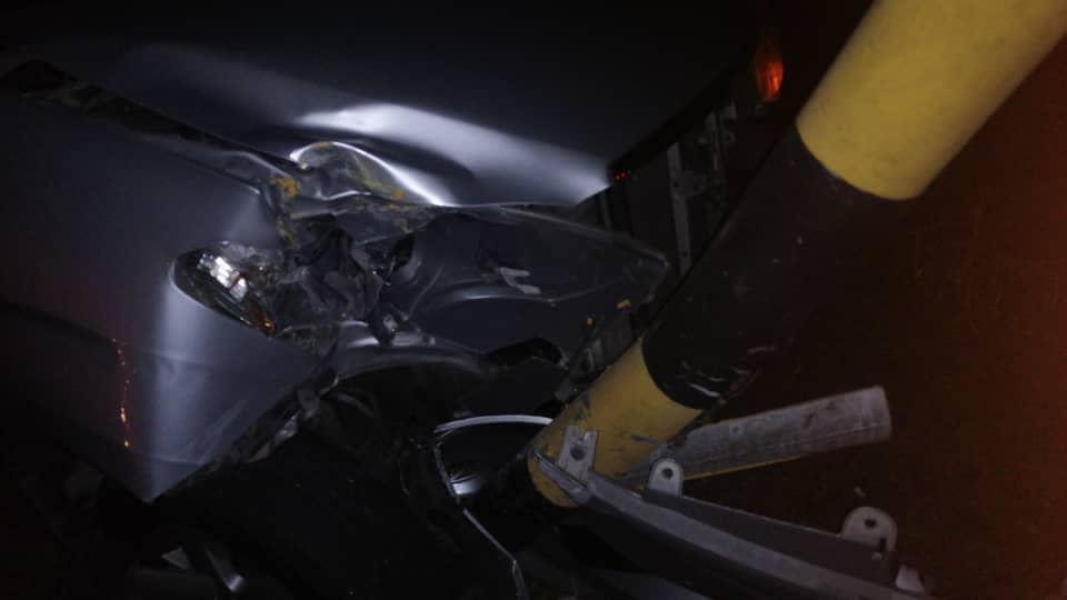 Masih Belum Ada Tindakan Dari Pihak Berkuasa, Netizen Gesa Lampu Diperbaiki Di Jalan FAC Matang