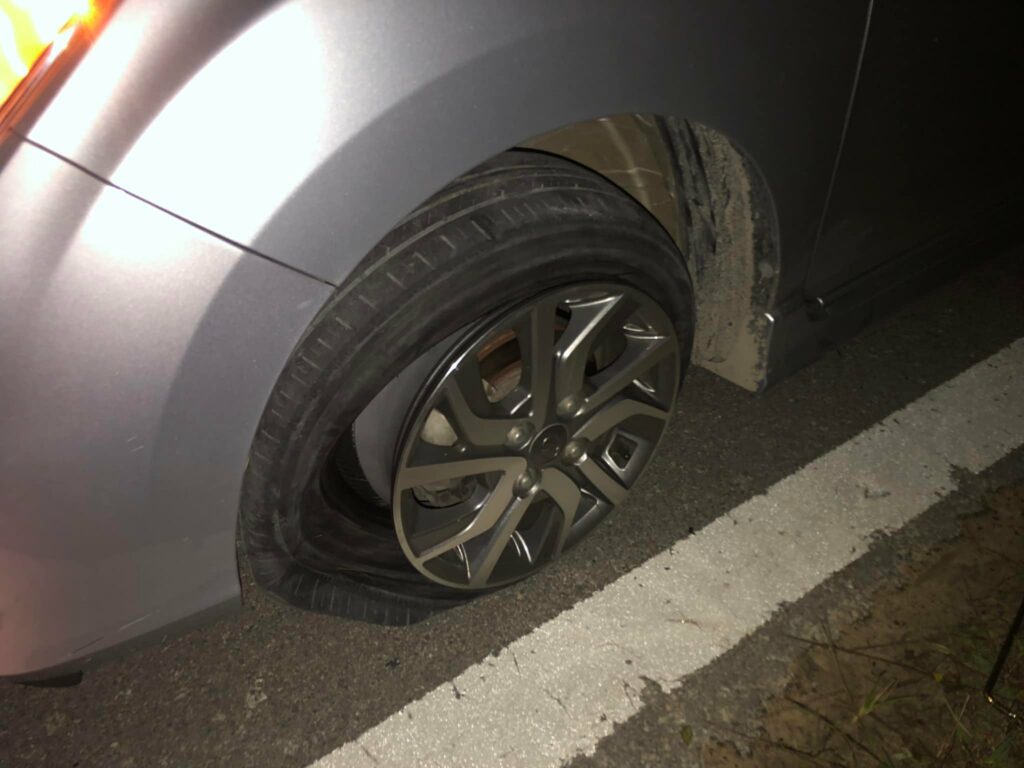 'Bayar Cukai Tapi Ini Saya Dapat' - Tayar Netizen Pecah Akibat Jalan Buruk Miri-Marudi