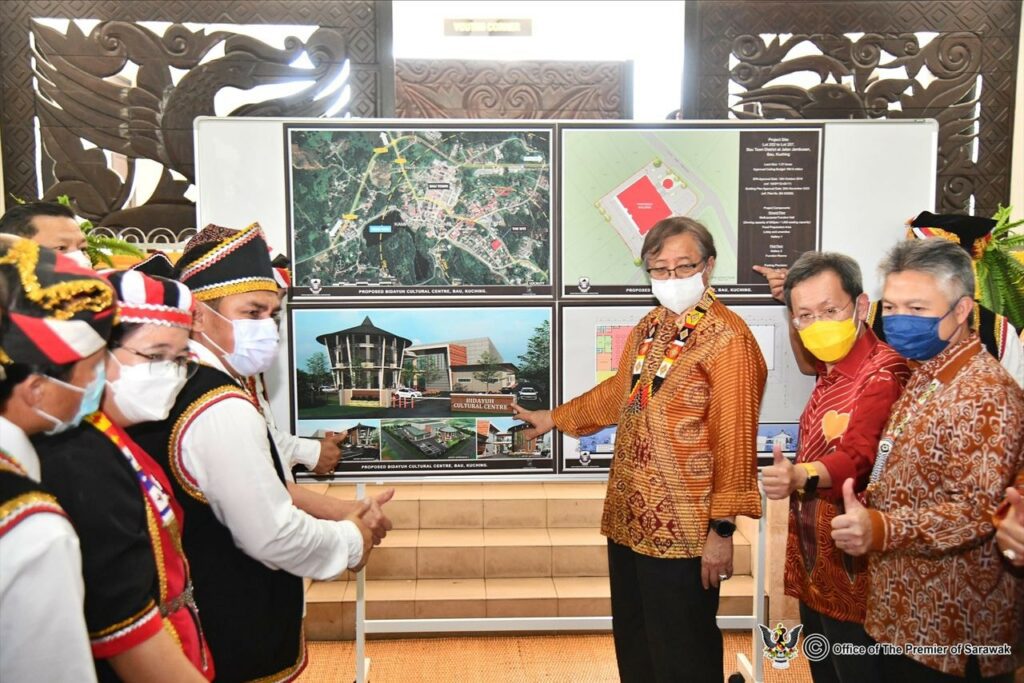 Projek Jalan Kuching- Bau Bakal Dinaik Taraf Kepada Laluan 2 Hala Berkembar- Premier Sarawak