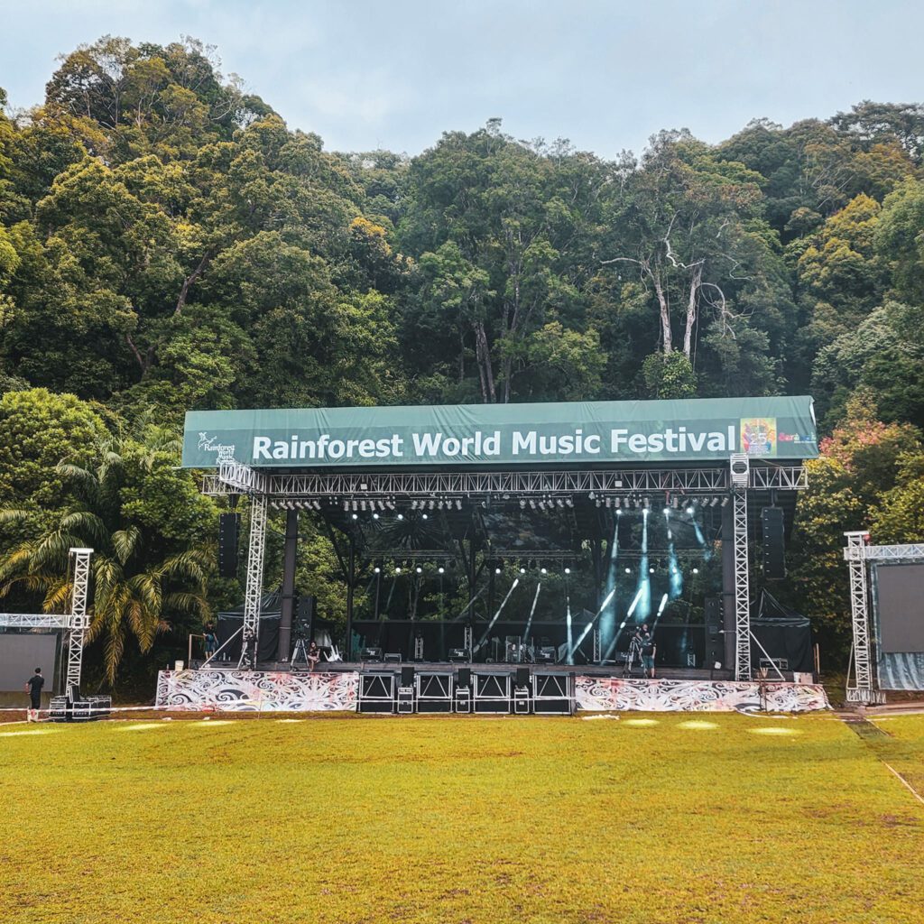 Dah Ready Untuk #RWMF2022? Festival Musik Terbesar Di Sarawak Bakal Berlangsung Pada Malam Ini!