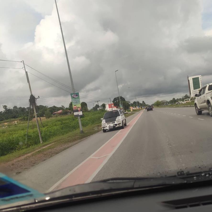 Gelagat Kancil Lawan Arus Depan Jalan Salcra Samarahan Undang Sindiran Netizen