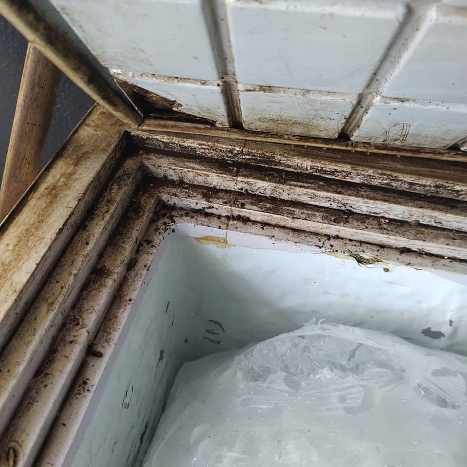 Peti Sejuk Berkerak, Premis 'Ceridak' Diserbu Pejabat Kesihatan Di Bintulu