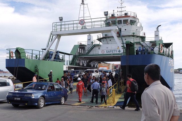 Tambang Feri Labuan Ke Sabah Dinaikkan Daripada RM 13 Kepada RM 15