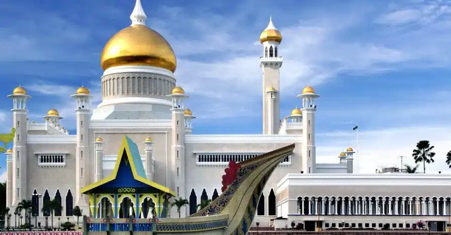 Brunei Lanjutkan Penangguhan Aktiviti Rentas Sempadan Sehingga 15 Jun
