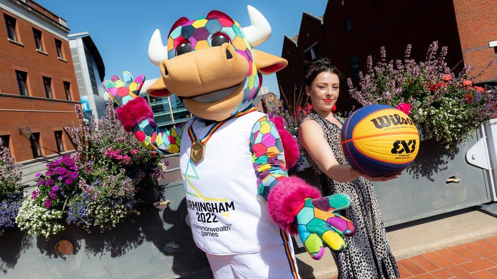 Maskot Sukan Komanwel Birmingham 2022 Ini Rupanya Ciptaan Kanak-Kanak Asal Malaysia