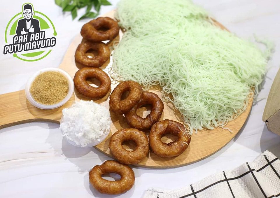 Sedap Tiada Tandingan, Putu Mayung Pak Abu Ini Digemari Ramai Di Kuching!