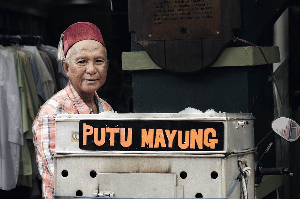 Sedap Tiada Tandingan, Putu Mayung Pak Abu Ini Digemari Ramai Di Kuching!