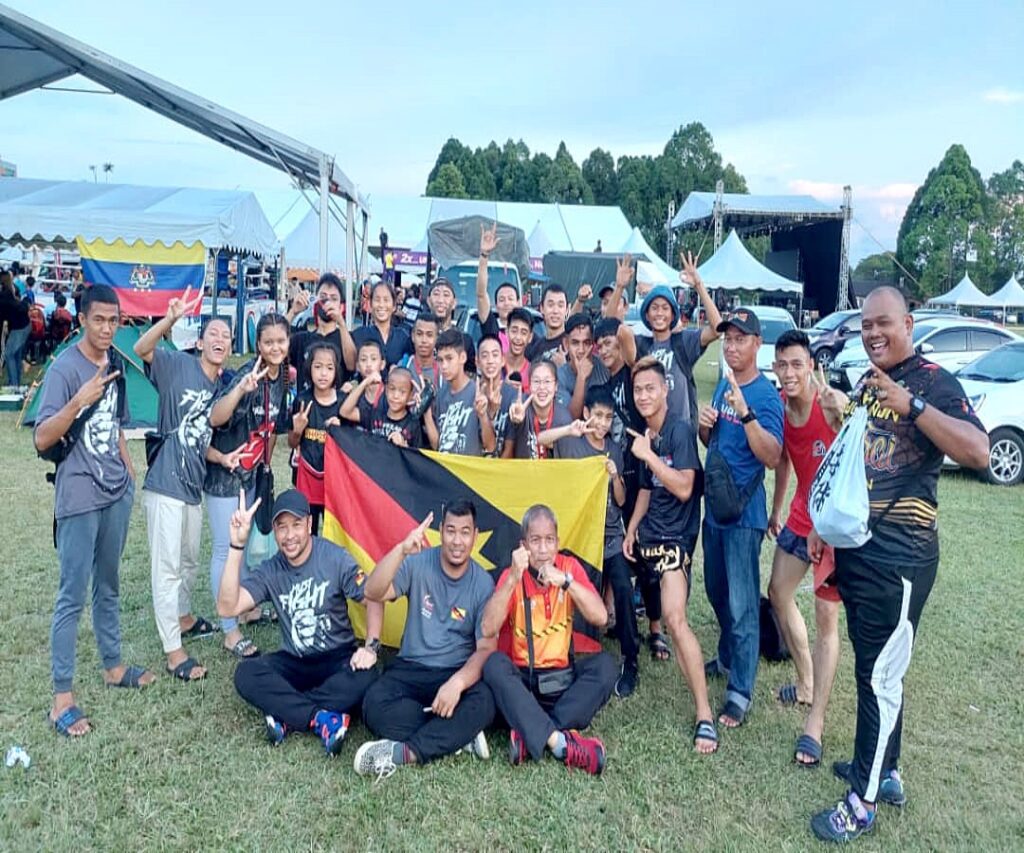 Kontinjen Muay Thai Sarawak Unggul, Sapu 5 Pingat Emas Di Pahang
