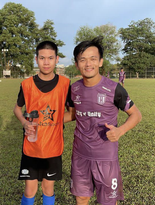 Kenali Ashman Rizal, Pemain Bola Sepak Sarawak Yang Kini Berkelana Di Eropah
