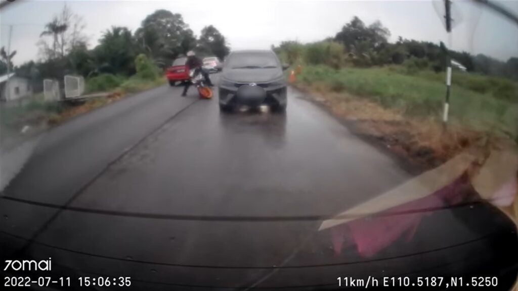 Jalan Hanya Siap Setengah, Penduduk Asajaya Bimbang Kemalangan Kerap Berlaku