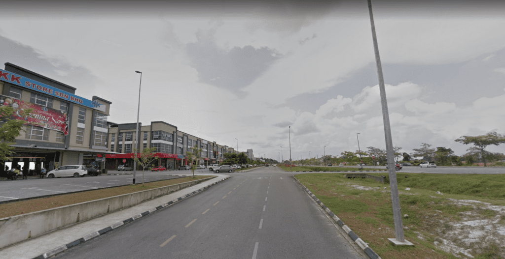 Netizen Puas Hati Lihat IPD Samarahan Tahan Pemandu Lawan Arus Di Aiman Mall