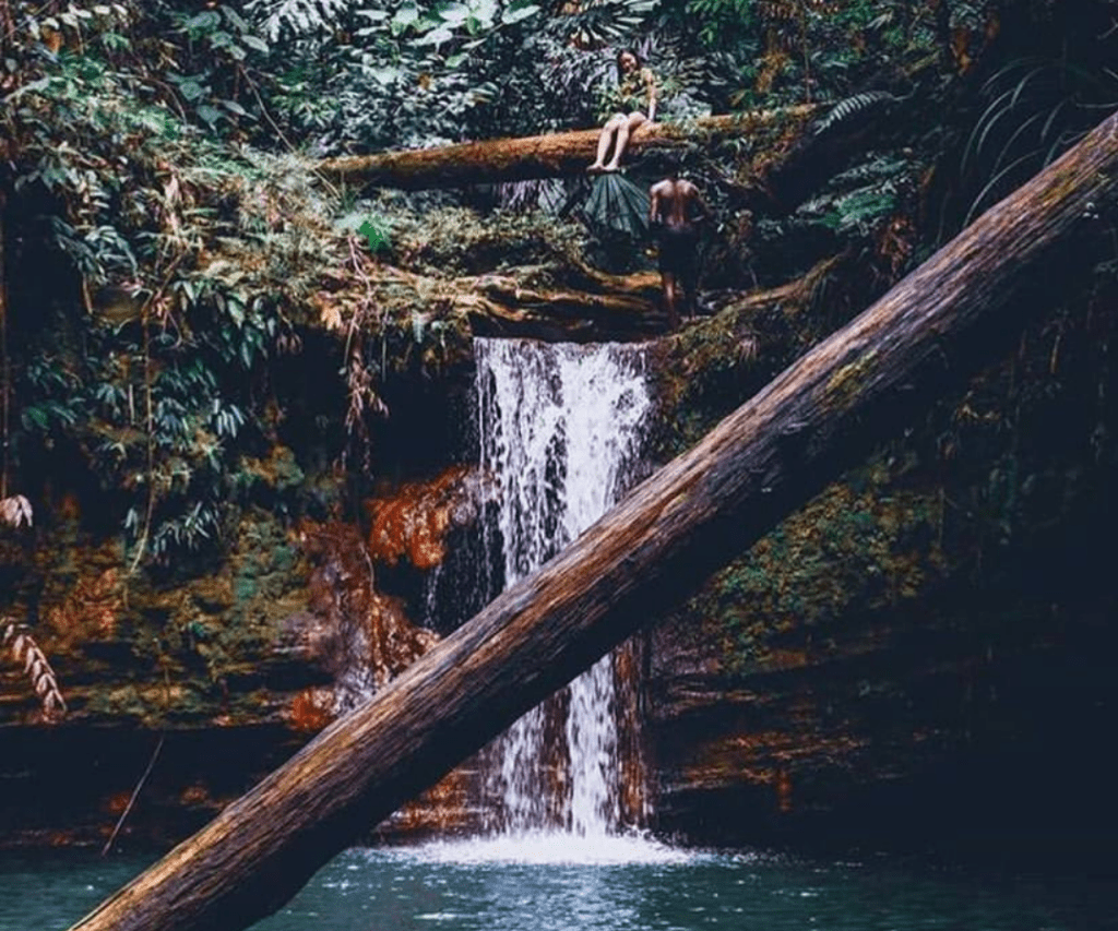 'Hidden Gems' Blue Pool Di Tengkorong Waterfall, Port Wajib Singgah di Miri