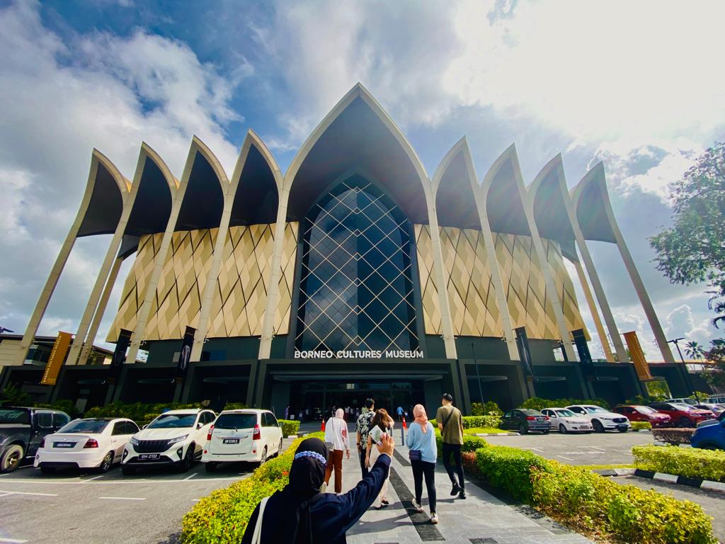 Ini 4 Lokasi 'Art Gallery Date' Yang Boleh Anda Kunjungi Di Kuching