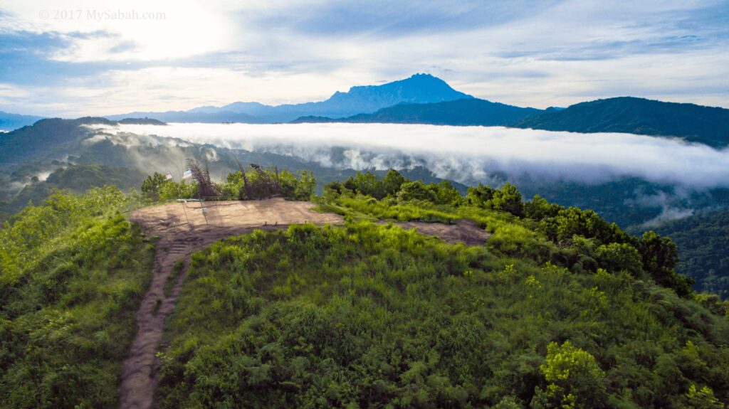 Wajib Pergi! Ini Adalah 5 Port Hiking Yang Popular Di Sabah