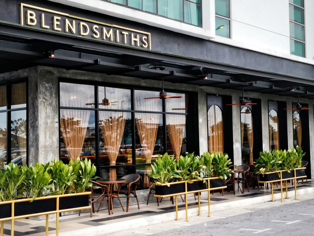 Nikmati Kopi Dengan 'Style', Jom Ke Blendsmiths Di Kuching!