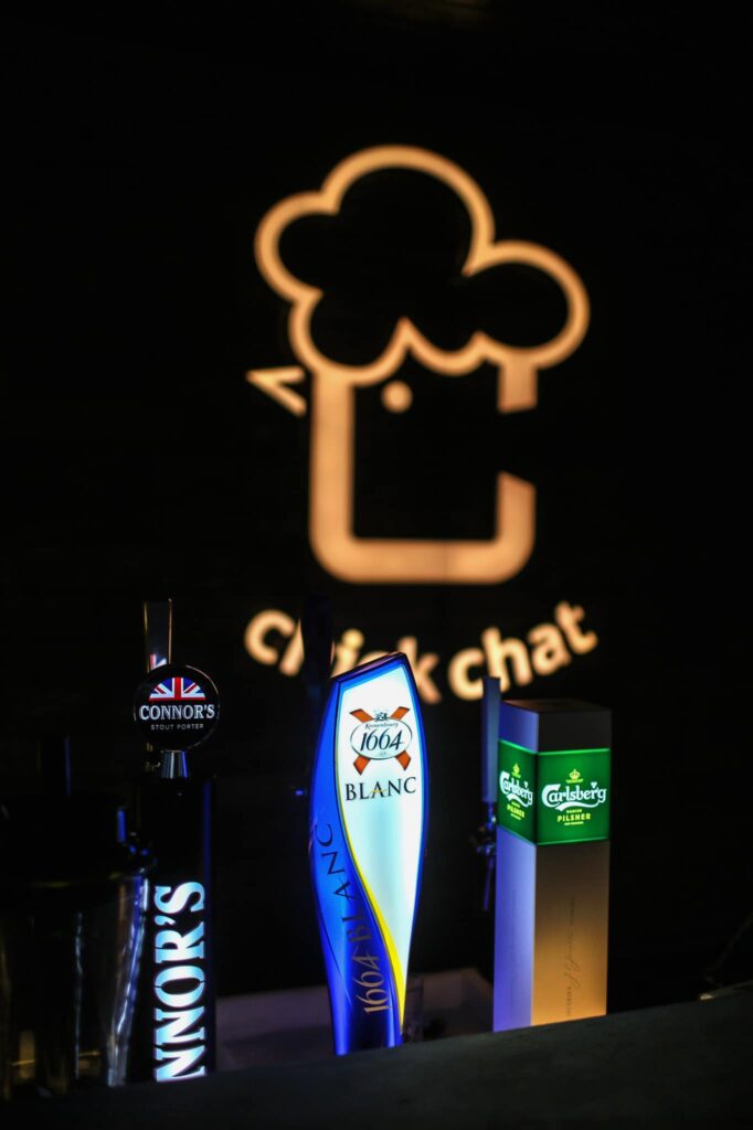 [NON-HALAL] Boleh Santai Di Rooftop, Jom Ke Chick Chat Rooftop Bar Di Kuching
