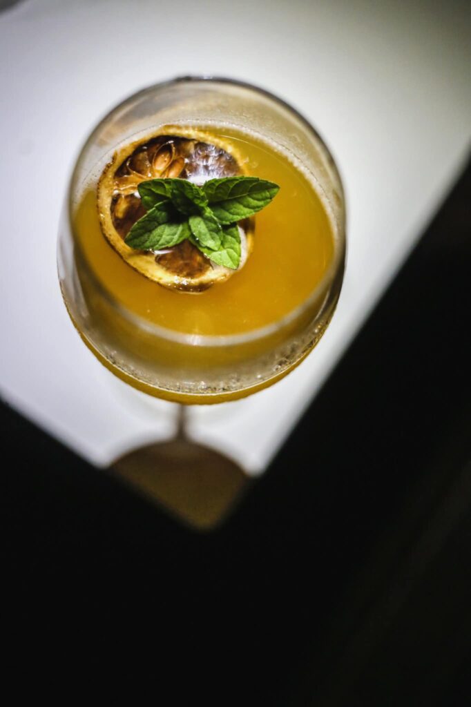 [NON-HALAL] Boleh Santai Di Rooftop, Jom Ke Chick Chat Rooftop Bar Di Kuching