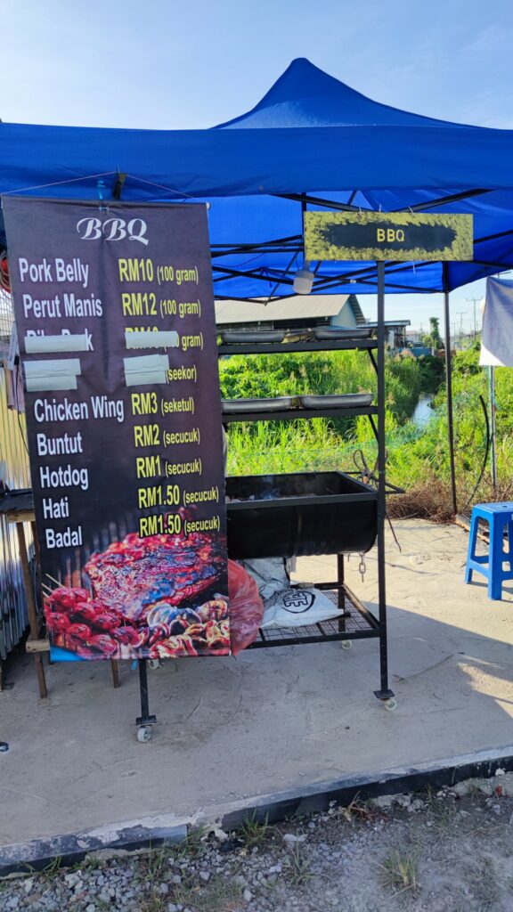 [NON-HALAL] Toowak Cafe Kuching, Nikmati Pelbagai Jenis Makanan Berpanggang Di Sini