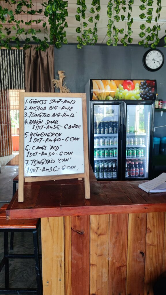 [NON-HALAL] Toowak Cafe Kuching, Nikmati Pelbagai Jenis Makanan Berpanggang Di Sini