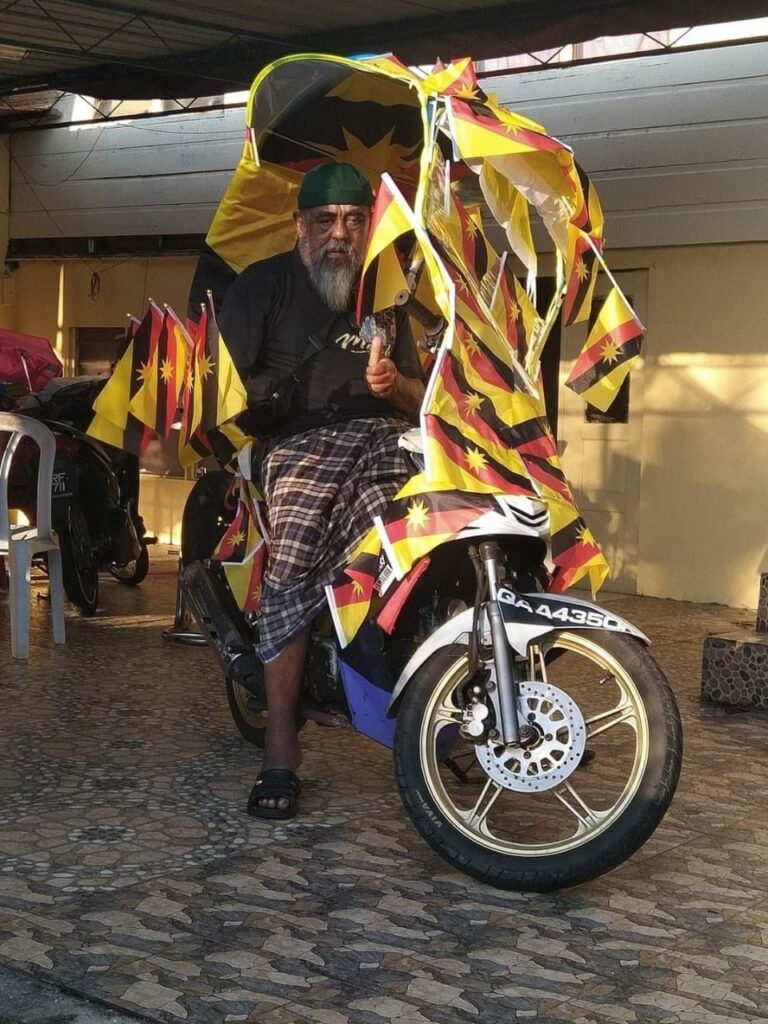 Ikon Patriotik Negeri Sarawak, Kenali Allahyarham Pak Azahari Hamdan