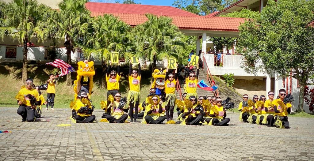 Kreatif Dan Bertenaga, Sorakan Bergaya Rumah Sukan SMK Ranau Ini Buat Netizen Kagum