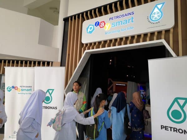 Berita Baik Buat Warga Kuching, Petrosains PlaySmart Kini Dibuka Semula Di Dewan Suarah