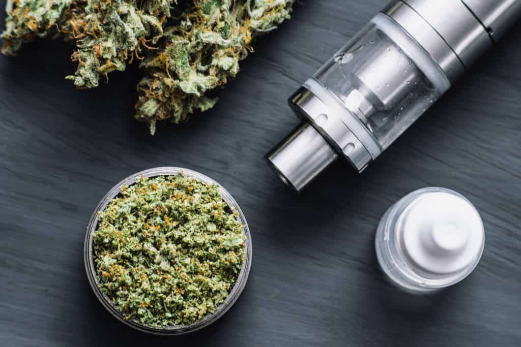 Kantoi Jual Cecair Vape Perisa Ganja, Lelaki Di Sibu Dikenakan Penjara Seumur Hidup