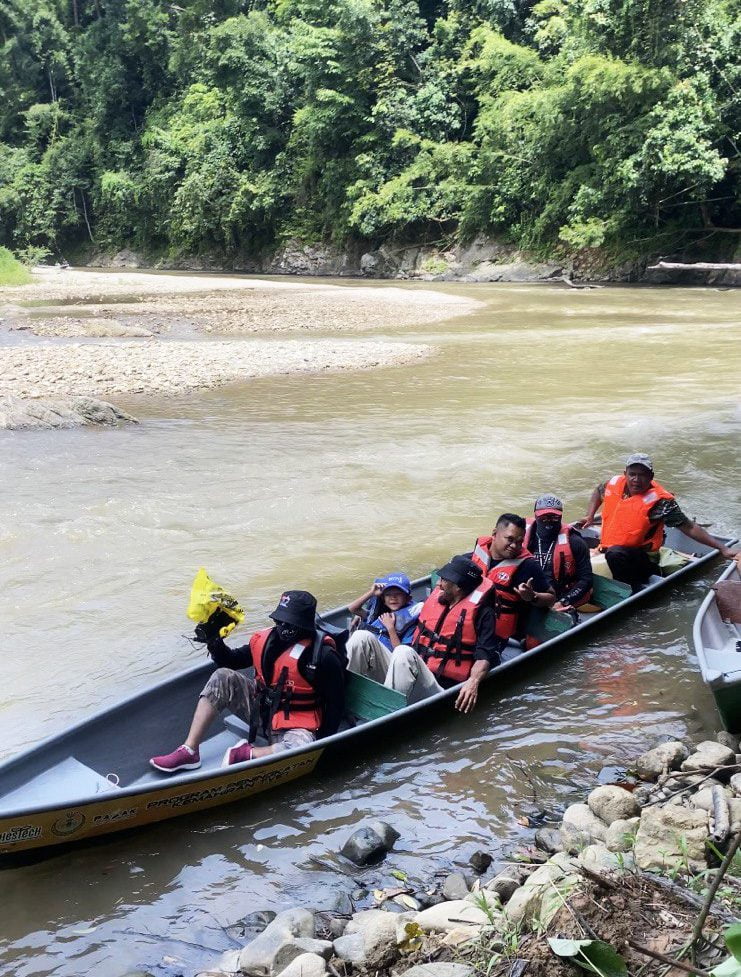 Ada Burung Enggang, Rafflesia, Pokok Belian, Terokai Hutan Royal Belum Perak Yang Berusia 130 Juta Tahun