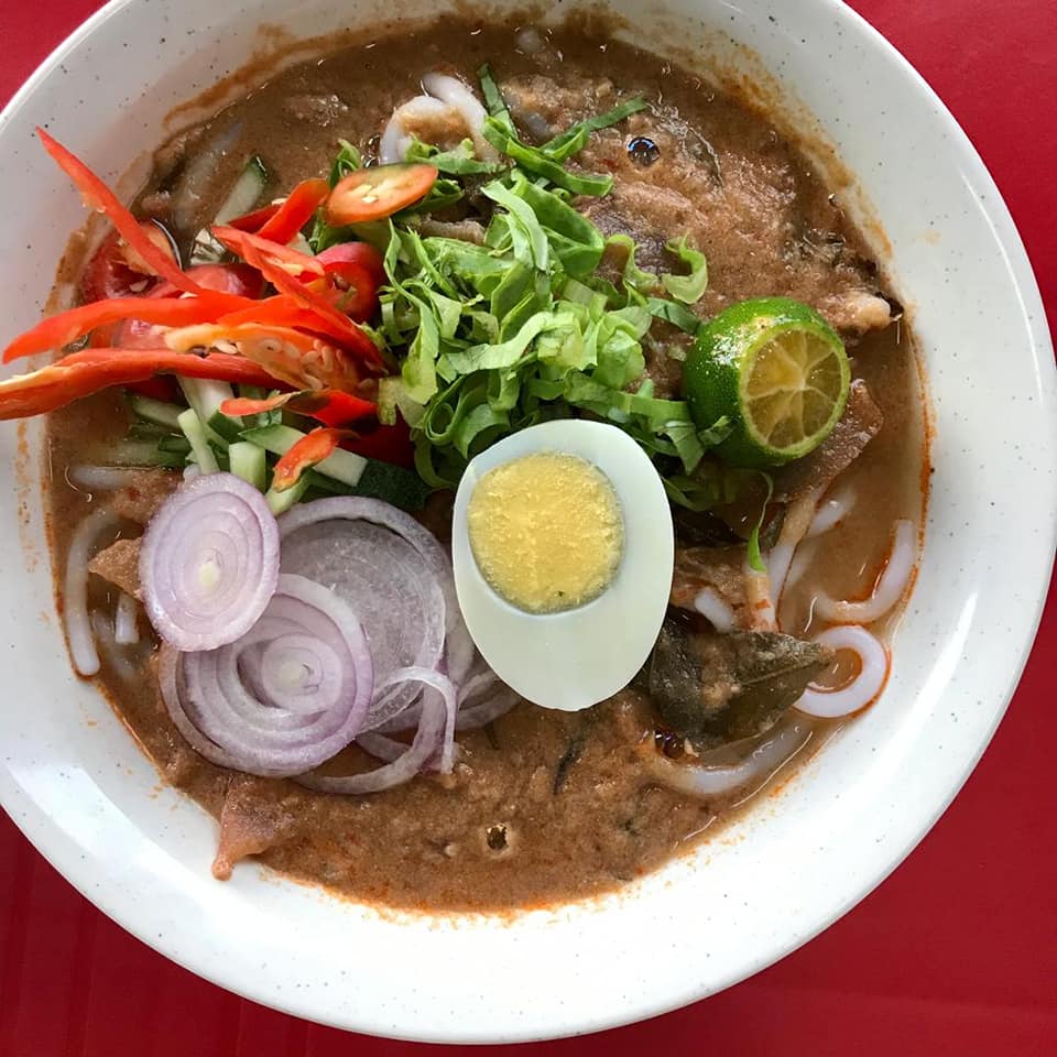 Ada Mi Celup, Char Kuey Teow, Alia Kopitiam Kota Samarahan Tawar Pelbagai Menu Menarik