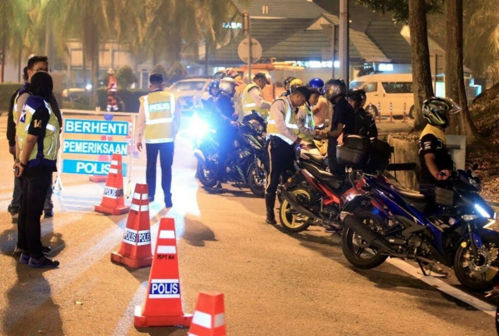 Bunyi Bising Dan Ubah Suai Ekzos, Anda Boleh Dikenakan Penjara 6 Bulan Dan Denda RM2K