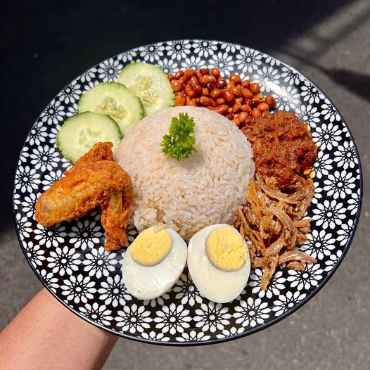 Menu Gabungan Asia Dan Barat, Nikmati Makanan Enak Di Restoran Parsley Miri