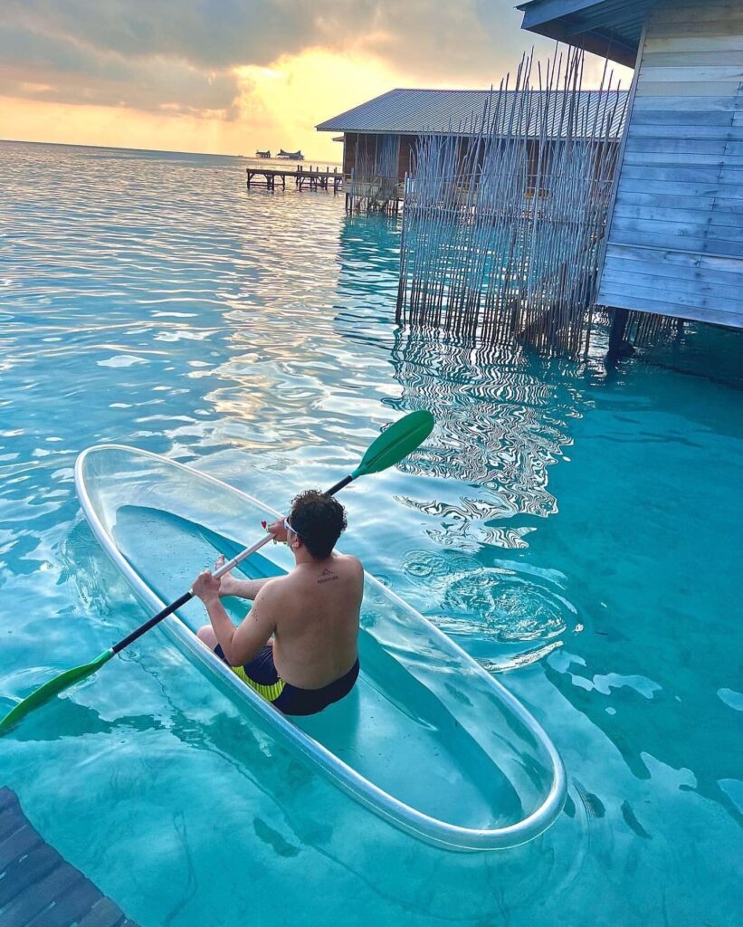 Hamparan Lautan Biru Semporna, Nikmati Percutian Villa Terapung Di Nusakuya Resort