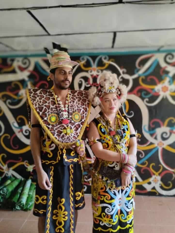 Dari Rawang ke Baram, Netizen Teruja Lihat Perkahwinan Lelaki Punjabi Dan Gadis Kayan Ini